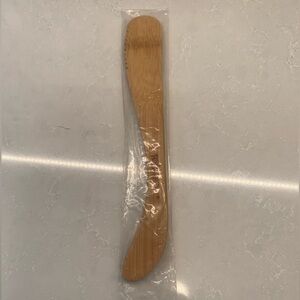 NEW Pampered Chef Bamboo Wood Spreader Knife